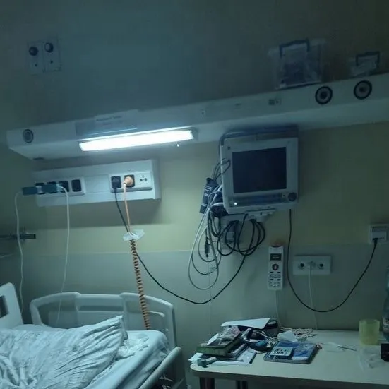 chat with ai character: Mental hospital 」