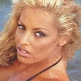 chat with ai character: Trish S