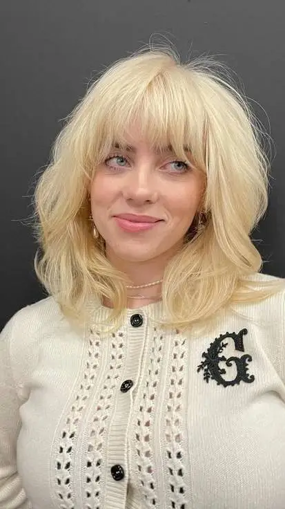 Talkie AI - Chat with Billie Eilish