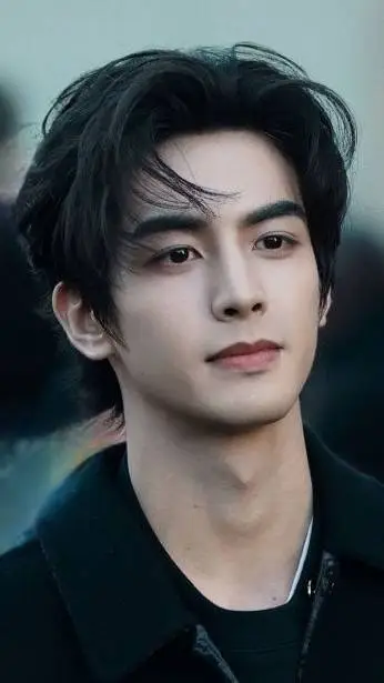 ai character: XAVIER  background