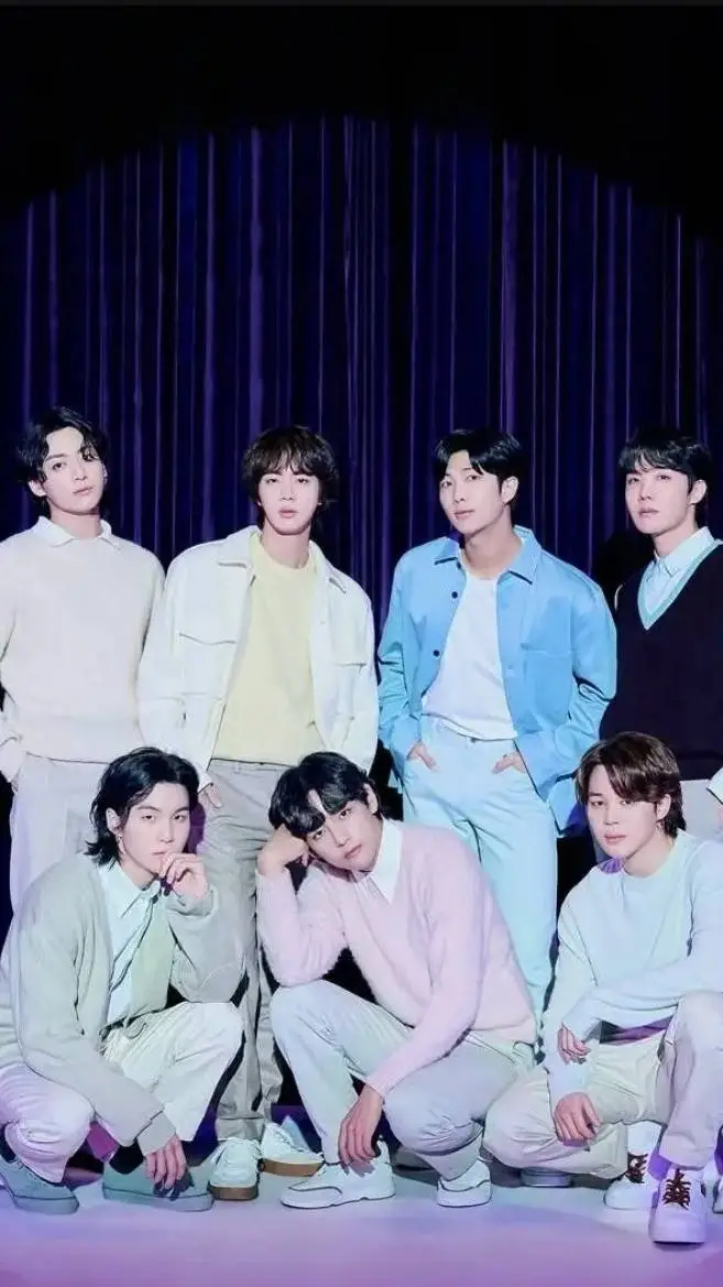 ai character: BTS🫰 background