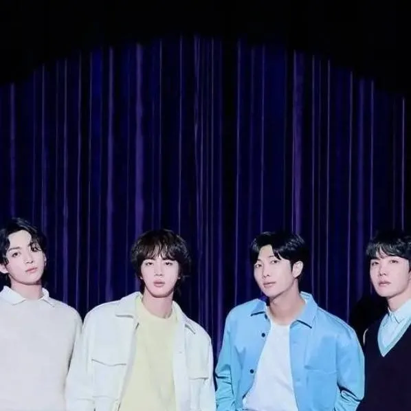 chat with ai character: BTS 🫰