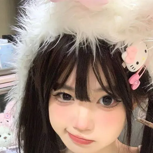 chat with ai character: Pickme