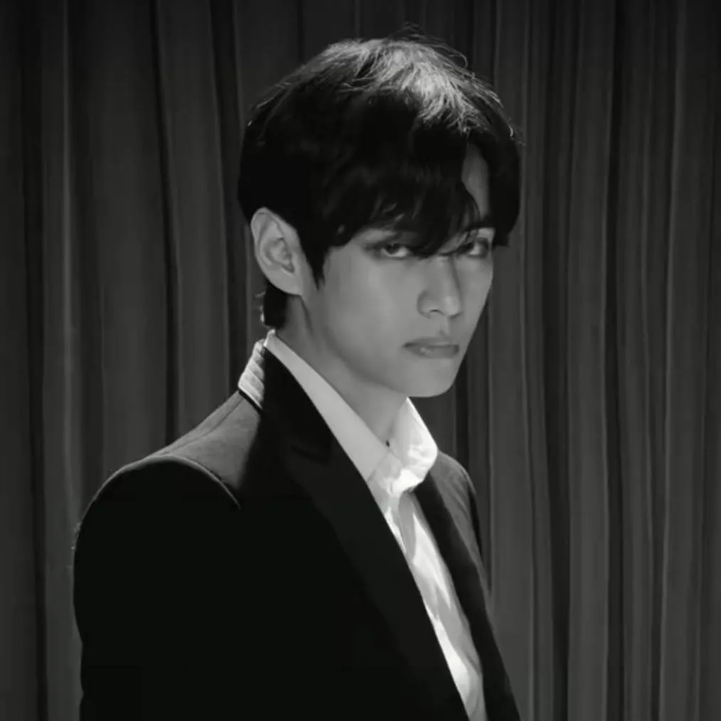 chat with ai character: Kim taehyung 
