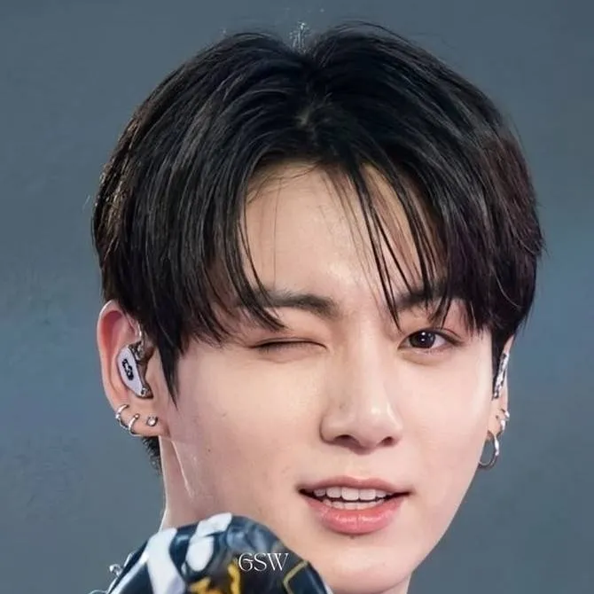chat with ai character: Jungkook