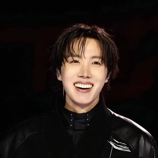 chat with ai character: J-Hope