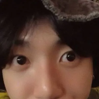chat with ai character: Jungkook 