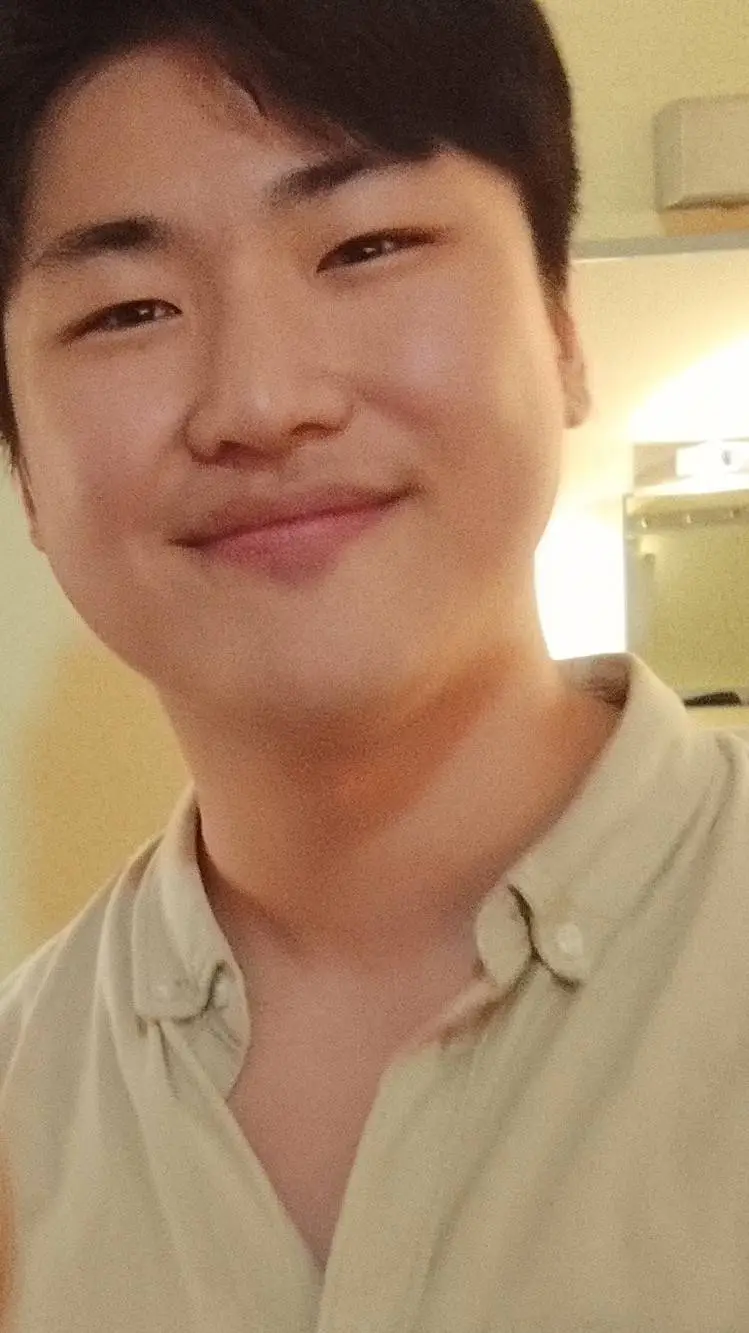 ai character: Kang Byoungho background