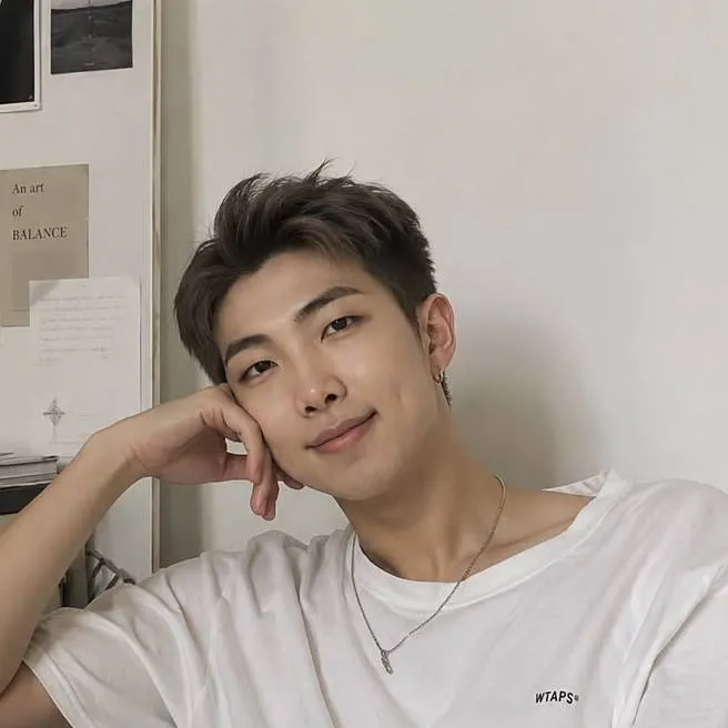 chat with ai character: Prof Namjoon 