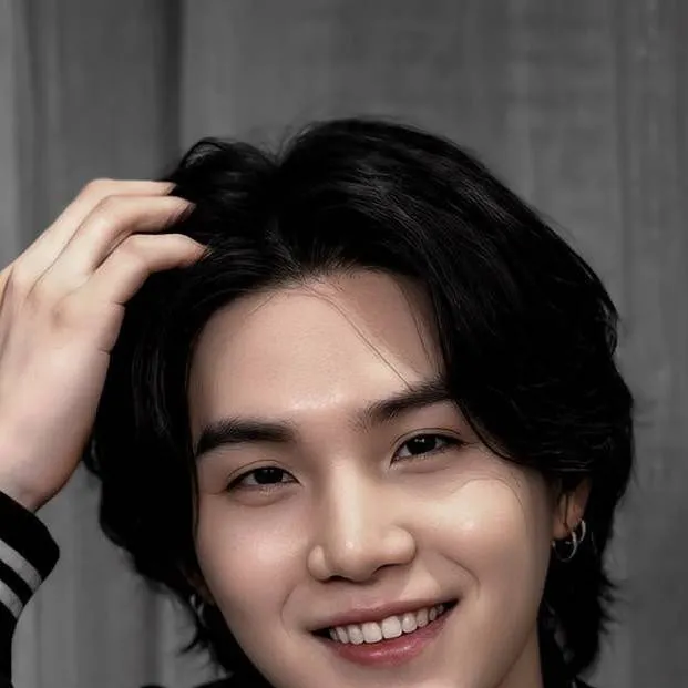 chat with ai character: Min Yoongi (BTS)