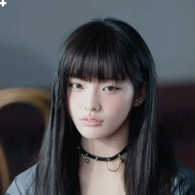 chat with ai character: Iroha