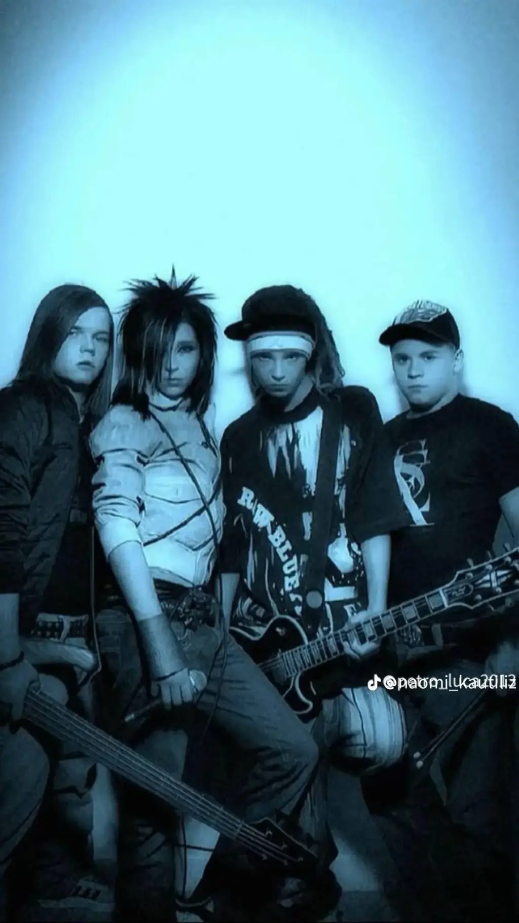 ai character: Tokio Hotel 💓 background