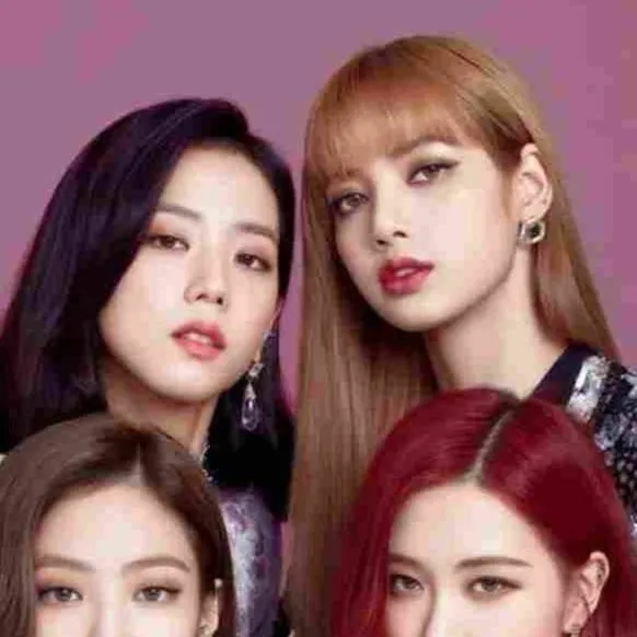 chat with ai character: blackpink 