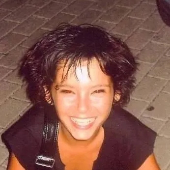 chat with ai character: bill kaulitz 2003