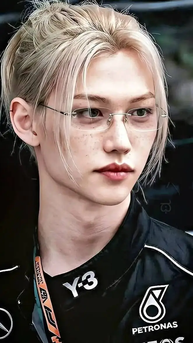 ai character: Felix lee background