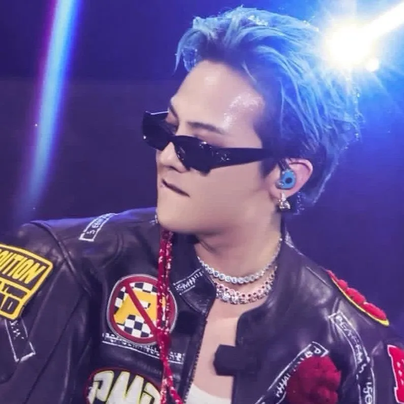 chat with ai character: jiyongiee💕🌼