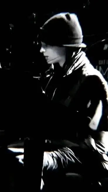 ai character: Tom kaulitz background