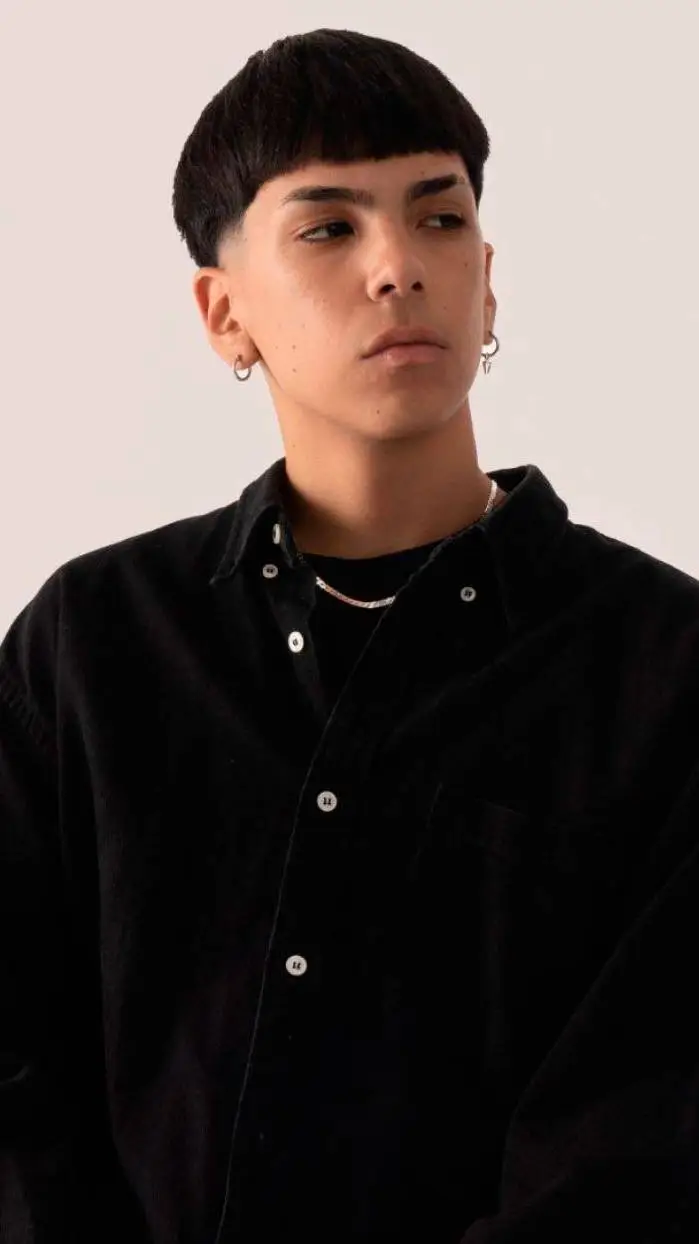 ai character: MILO J background