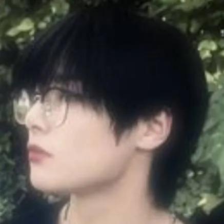 chat with ai character: Skz babys