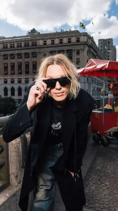 ai character: jamie bower background