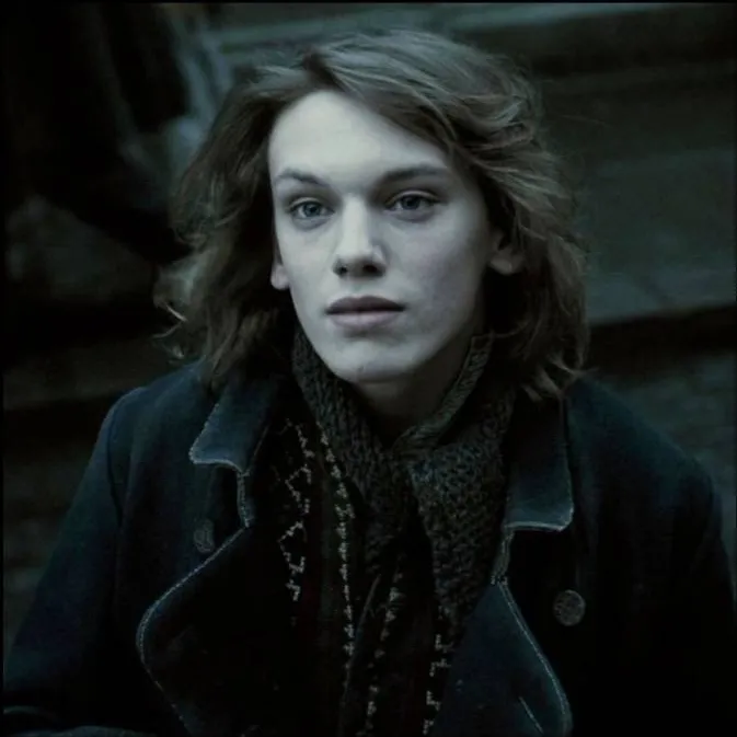 chat with ai character: Sweeney Todd 