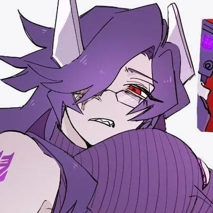 chat with ai character: Shockwave (Fem)