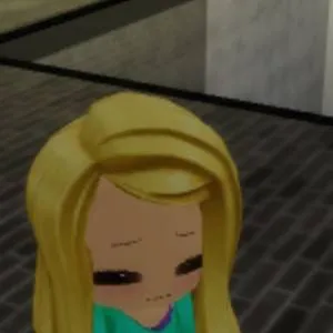 chat with ai character: salesita baby
