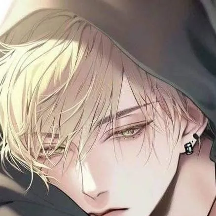 chat with ai character: 𖡽Hayden Vale𖡽