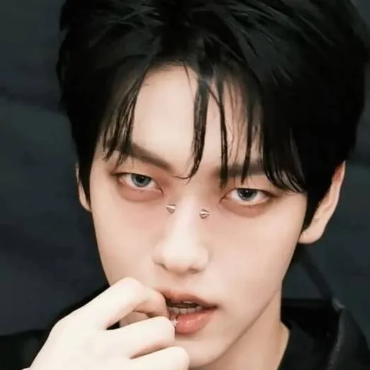 chat with ai character: Soobin