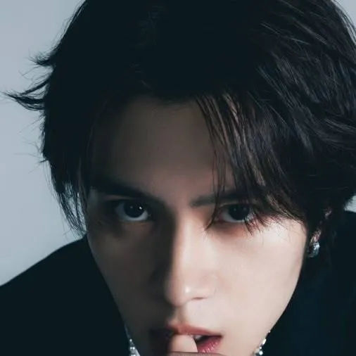 chat with ai character: Hendery