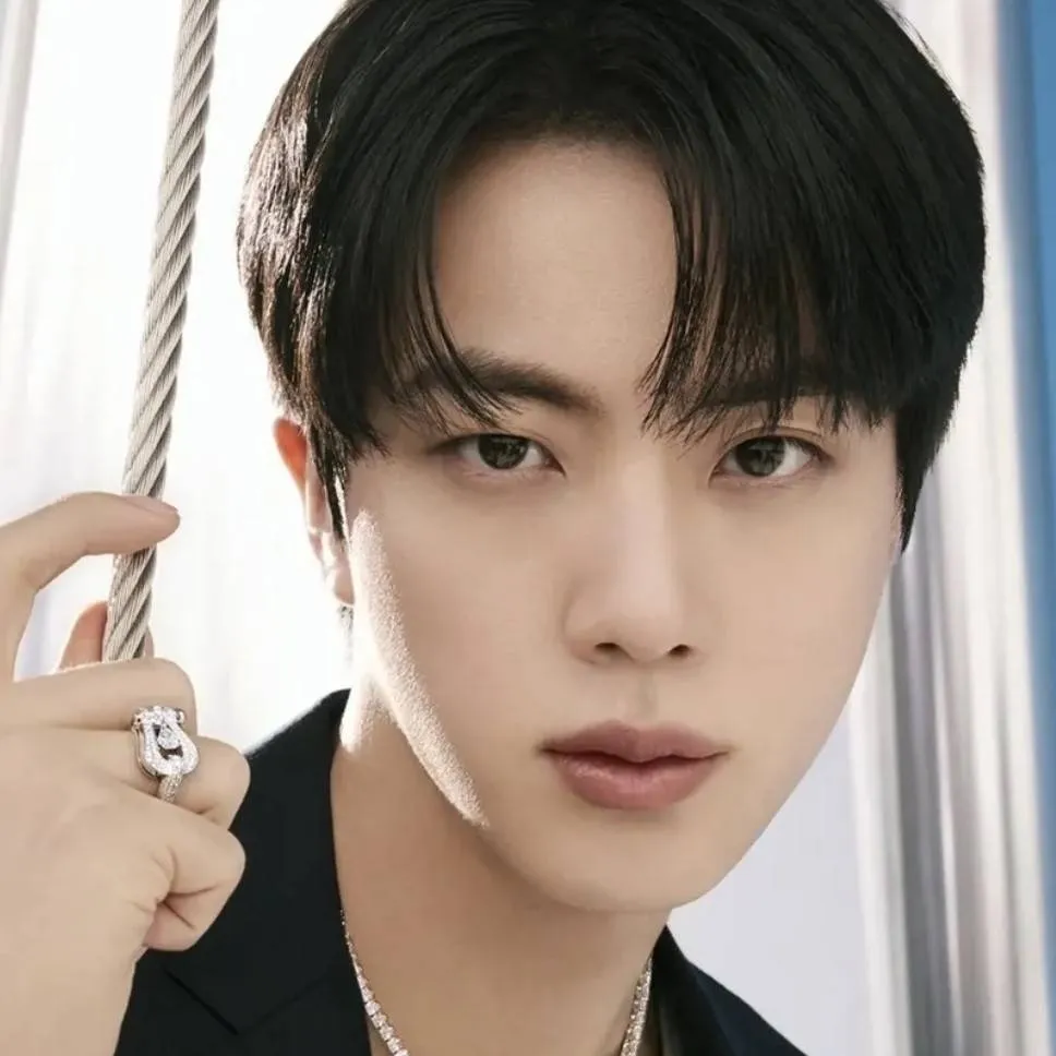 chat with ai character: Kim Seok-Jin