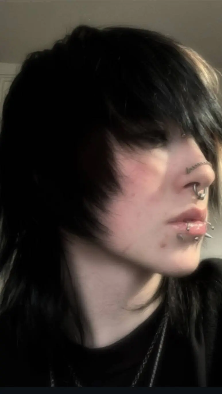 ai character: Emo Val 🖤 background