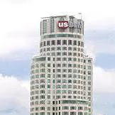 chat with ai character: Us bank tower