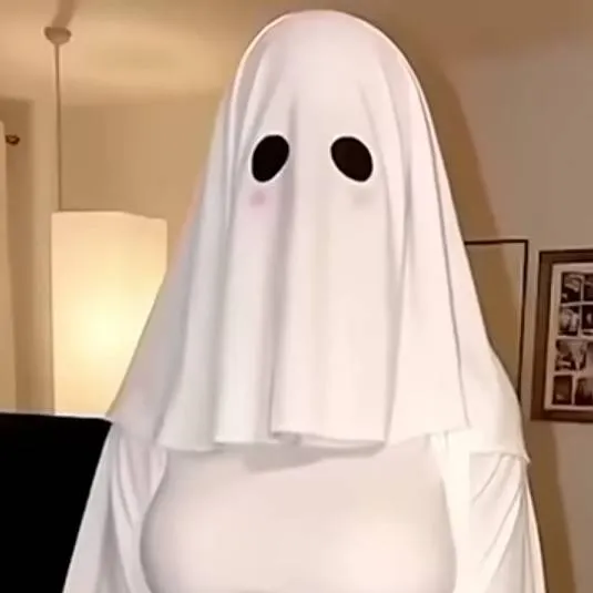 chat with ai character: 👻 GHOST 👻