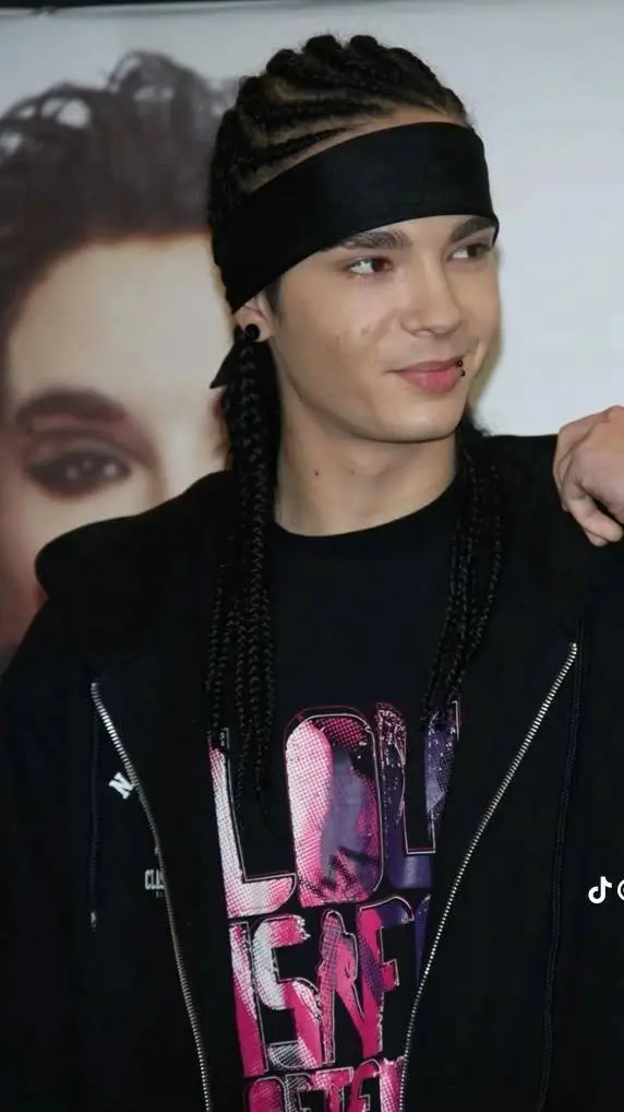 Talkie AI - Chat with tom Kaulitz 