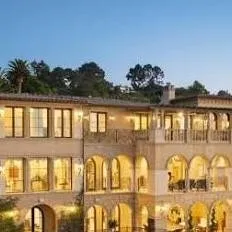 chat with ai character: Your Mansion