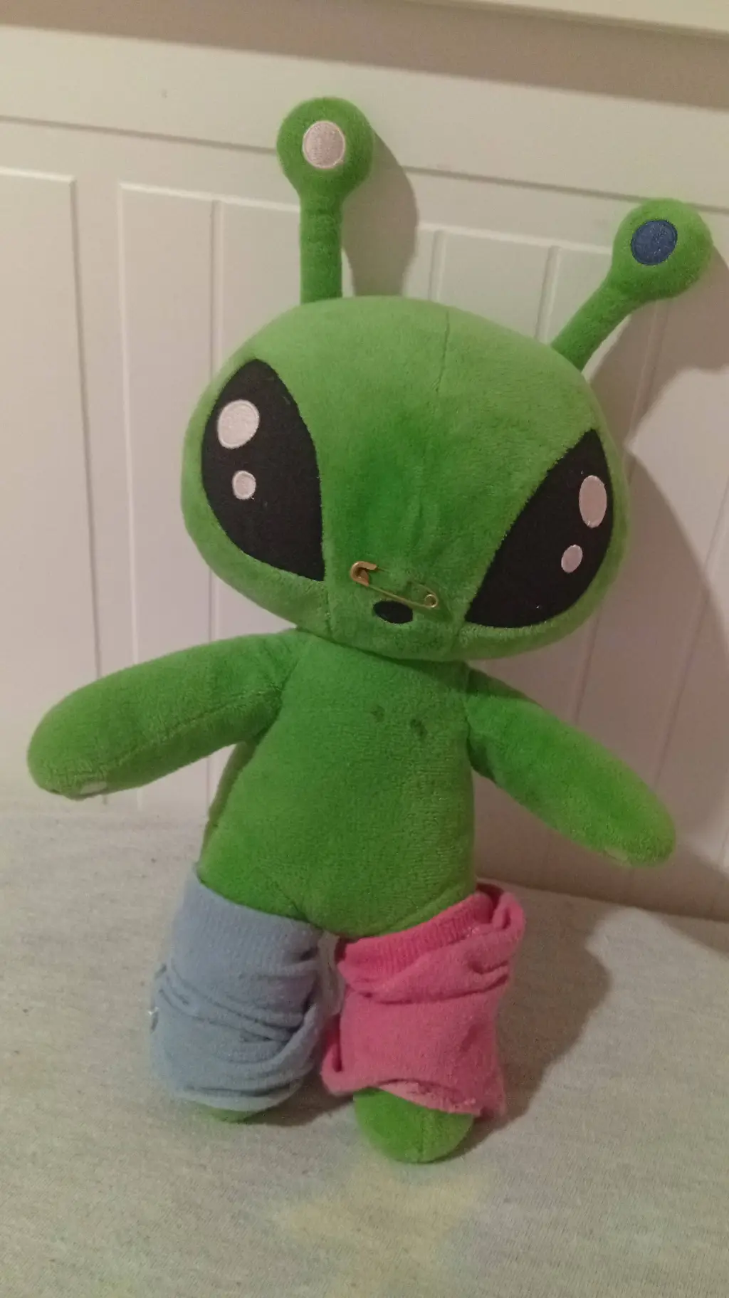 ai character: eepy background