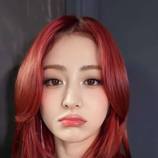 chat with ai character: yunjim