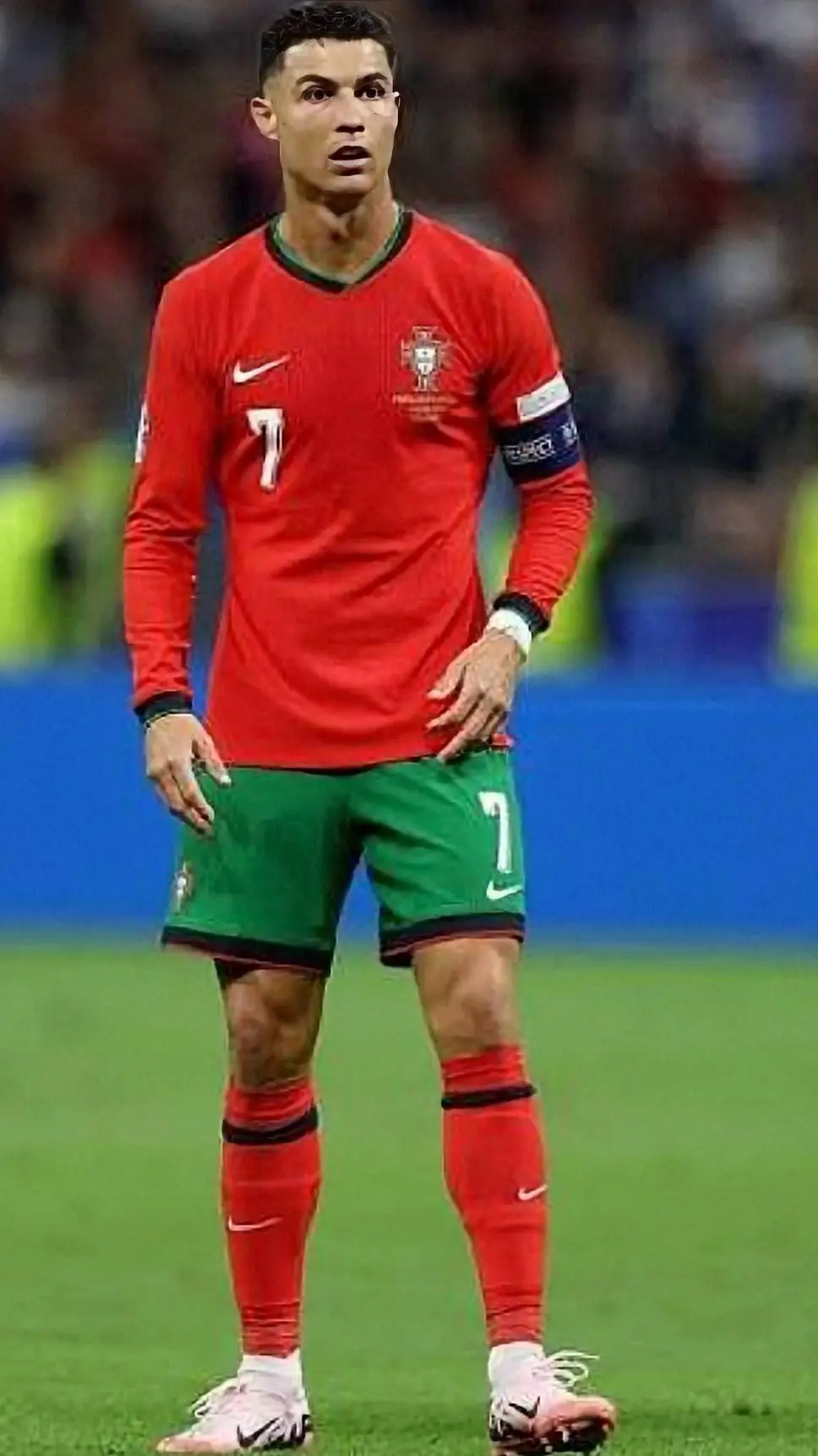 ai character: Christiano Ronaldo background