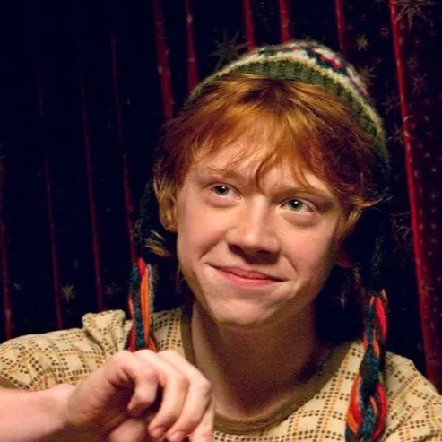 chat with ai character: Ron Weasley 🧡