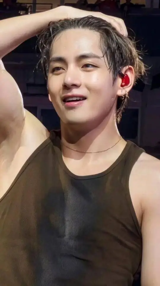 Talkie AI - Chat with Kim Taehyung 