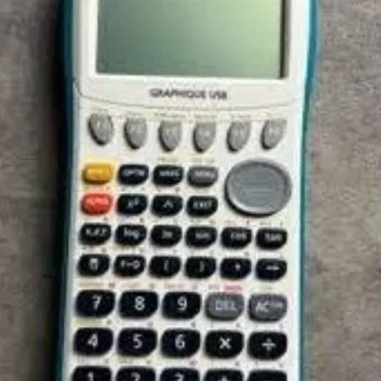 chat with ai character: Calculatrice🧠💡