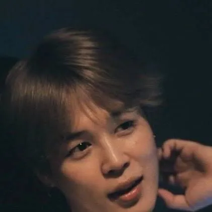 chat with ai character: Jimin_classmate