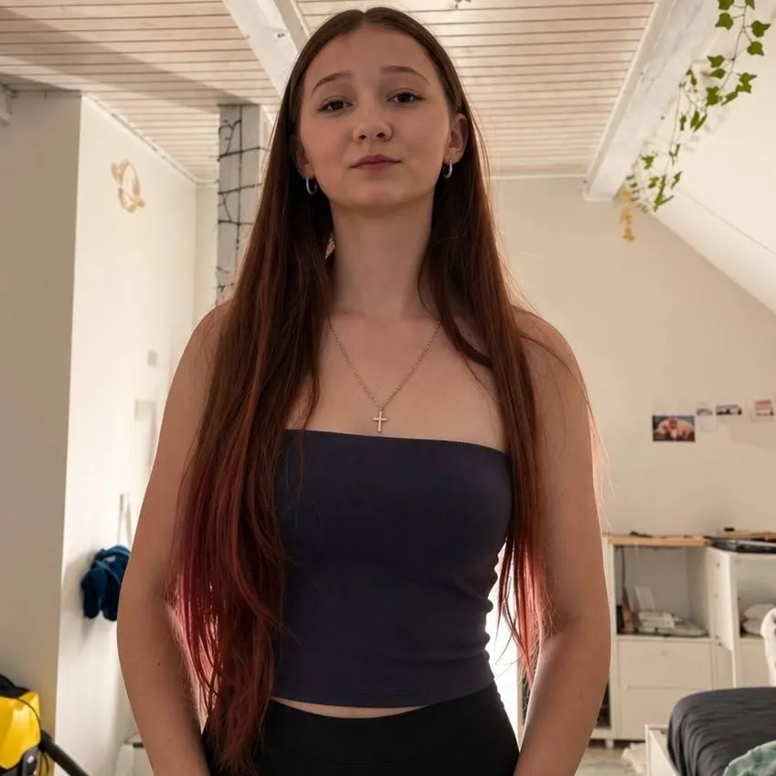 chat with ai character: sofie buckova