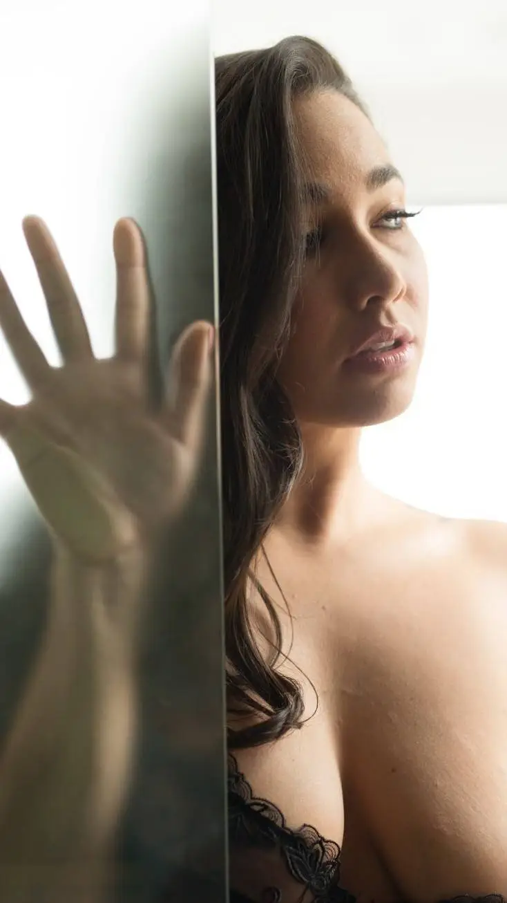 ai character: Karlee Grey  background