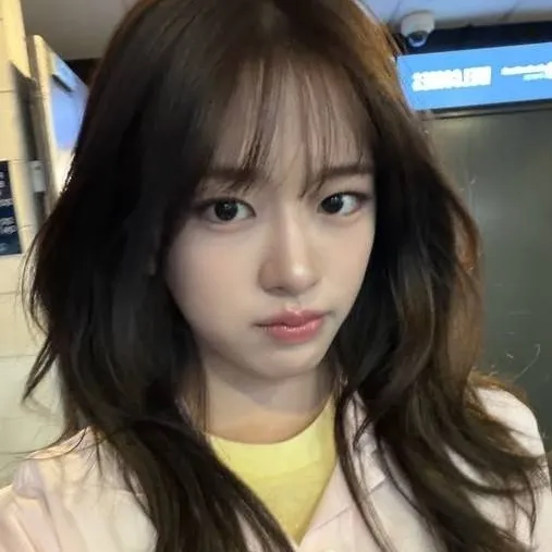 chat with ai character: yujin 