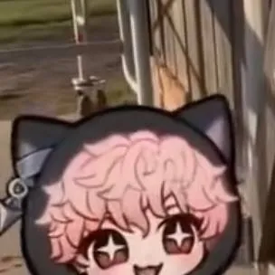 chat with ai character: Luka