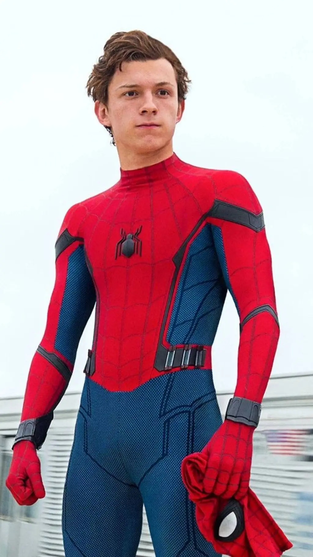 ai character: Peter Parker (Tom) background