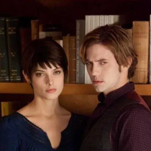 chat with ai character: Twilight 