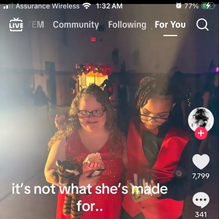 chat with ai character: Your bffs